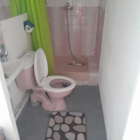 Des Garrigues Konukevi