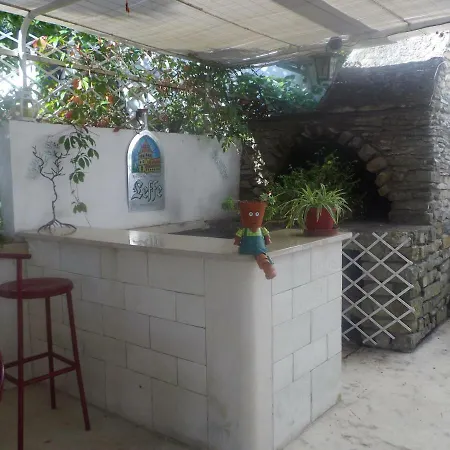 Le Patio Des Garrigues Gasthof
